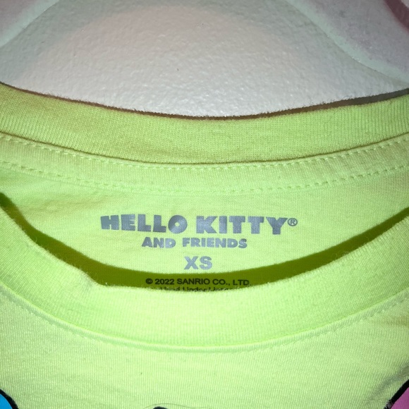 Hello Kitty Cropped Top - Picture 3 of 3